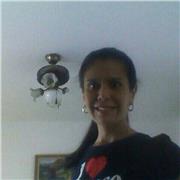 Profesora de Matemática dicta clases